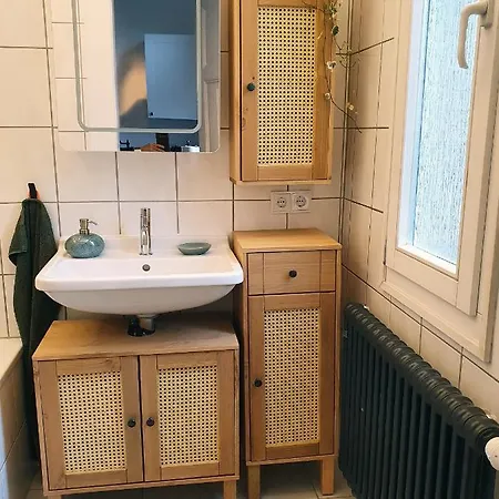 Zentrale, Stilvolle Fuer 2 Bis 9 Personen Mit Balkon * Coburg