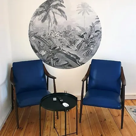 Zentrale, Stilvolle Fuer 2 Bis 9 Personen Mit Balkon Apartment *